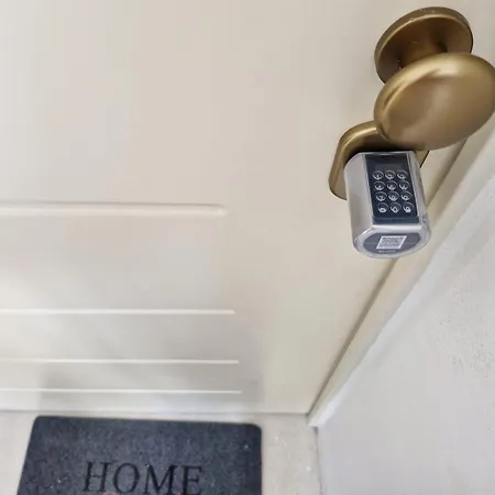 Sunset Vista Retreat アパート Vlorë