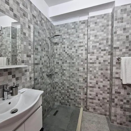 Sunset Vista Retreat Vlorë