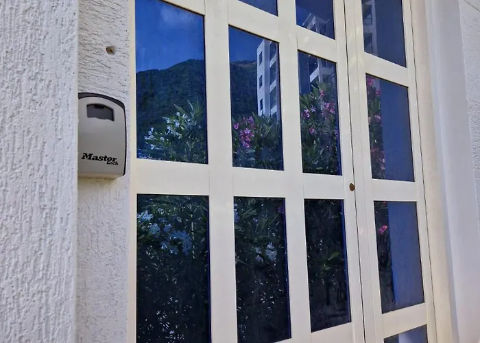 Sunset Vista Retreat Apartment