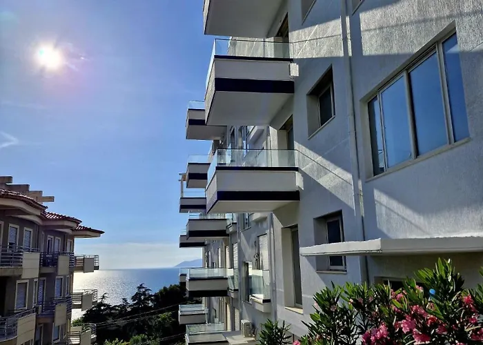 Sunset Vista Retreat